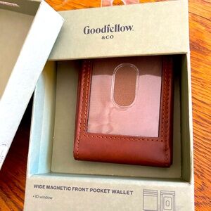 NEW Goodfellow &CO magnetic wallet